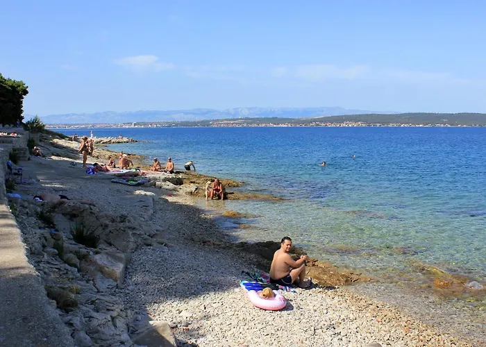 Apartman By The Sea Kukljica, Ugljan - 8402 *